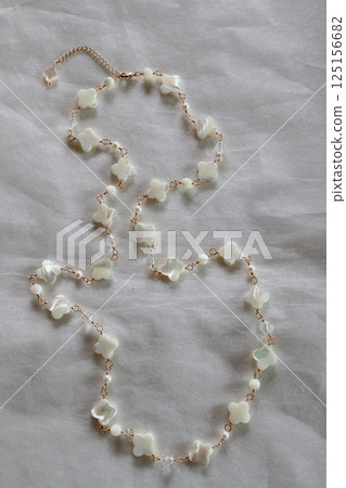 花形貝殼長項鍊(白珍珠貝) 花形貝殼長項鍊(白珍珠貝) 125156682