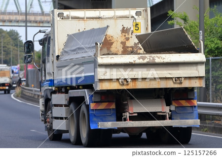 Dump truck image Dump truck image 125157266