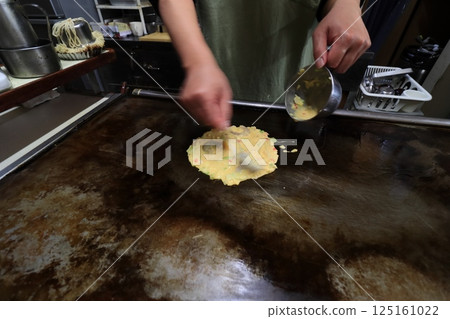 大阪的御好燒:新鮮出爐的御好燒 大阪的御好燒:新鮮出爐的御好燒 125161022