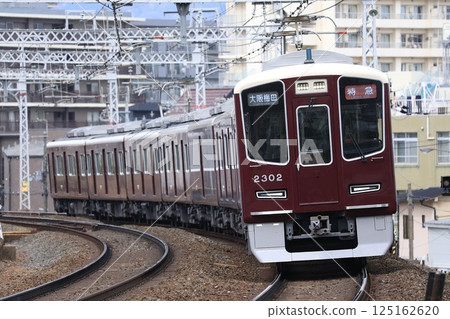 [阪急] 2300系特急（京都線：西京極站） 125162620