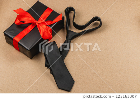Perfect gift ideas for Father's Day with a stylish tie and present box 125163307