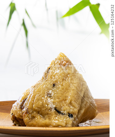 Zongzi, China, Dragon Boat Festival, glutinous rice, fillings 125164232