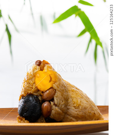 Zongzi, China, Dragon Boat Festival, glutinous rice, fillings 125164233