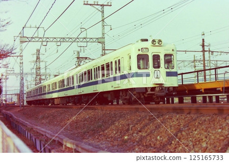 Odakyu 2400 series 2558 and others, 2400 series used on the Yumoto Express, Sagami-Ono - Odakyu Sagamihara, April 9, 1978 125165733