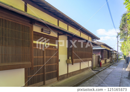 Kyoto Yoshida Kaguraoka: Taisho-era houses Kyoto Yoshida Kaguraoka: Taisho-era houses 125165873
