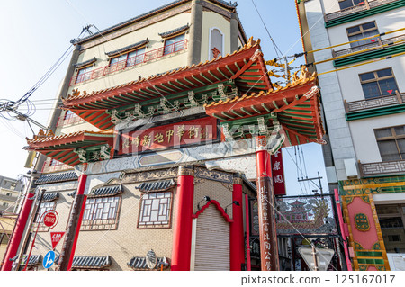 長崎縣長崎市長崎新地中華街街景及中華門 長崎縣長崎市長崎新地中華街街景及中華門 125167017