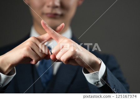 穿西裝的年輕人商業形象 125167374