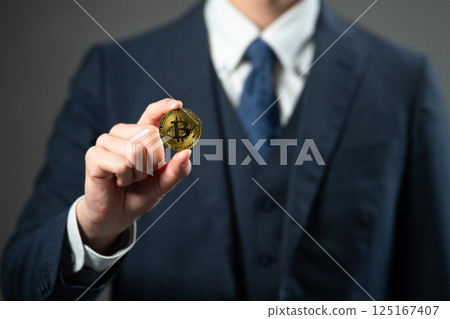 穿西裝的年輕人商業形象 125167407