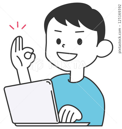 一名男子在操作電腦時做出「OK」手勢 125169392