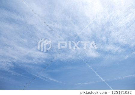 春天的天空 春天的天空 藍天 只有天空 東京 四月 素材 春天的天空 春天的天空 藍天 只有天空 東京 四月 素材 125171022