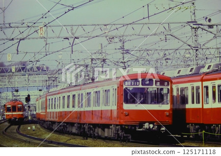 Keikyu, two-tone color 800 series 821F+822F, Kanazawa-Bunko-Kanazawa-Hakkei, March 22, 1982 125171118