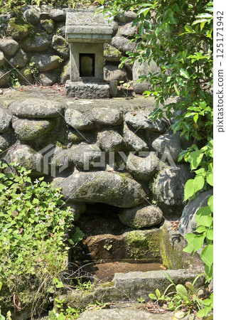 Walking around Sakamoto-juku on the Nakasendo road: Yakushi spring water, Matsuida-cho, Annaka city 125171942