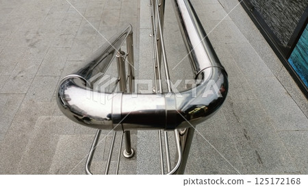 A Modern and Stylish Stainless Steel Handrail Featuring a Thoughtful Design for Any Space A Modern and Stylish Stainless Steel Handrail Featuring a Thoughtful Design for Any Space 125172168