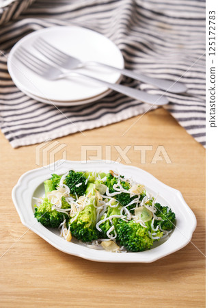 西蘭花白砂糖蒜蓉炒 125172783