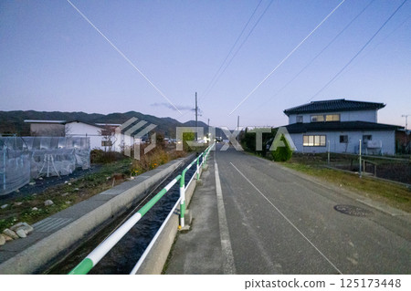 歷史悠久的古道「鹽路」及其周邊地區 歷史悠久的古道「鹽路」及其周邊地區 125173448