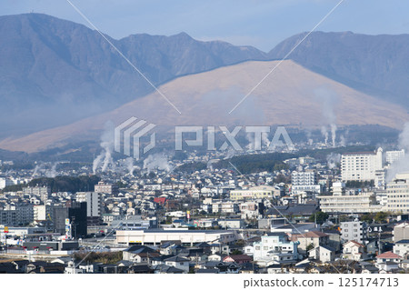 從蒸氣展望台看到的鐵輪溫泉街 125174713