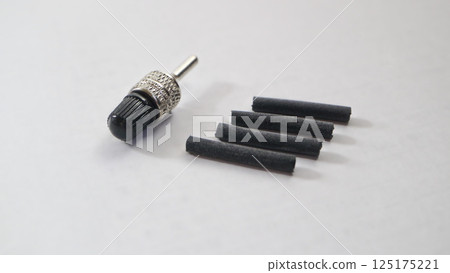 自行車輪胎密封圈、氣門嘴、螺帽和蓋帽 125175221