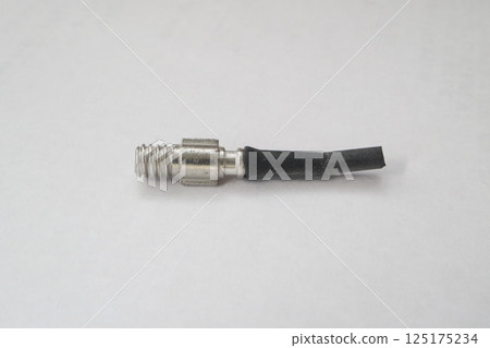 Bicycle tire valve and rubber seal Bicycle tire valve and rubber seal 125175234