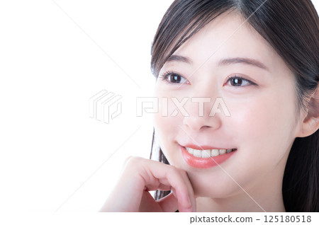 Beauty image of young women 125180518