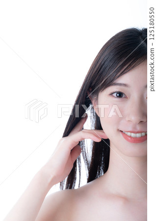 Beauty image of young women Beauty image of young women 125180550