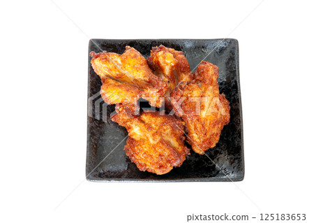 Grilled chicken wings [white background, cutout] 125183653