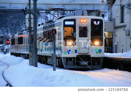 特別快車【晴空塔列車】634係從春日部到會津田島...從會津田島站出發到淺草站 125184788