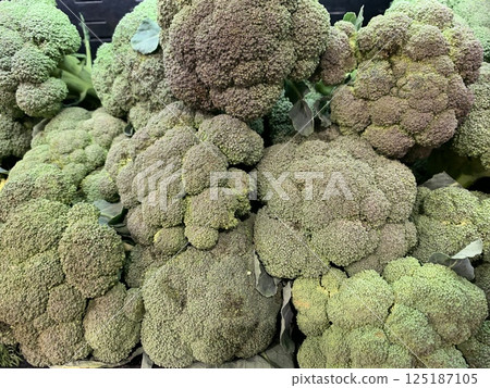 cauliflower for cooking as a background cauliflower for cooking as a background 125187105