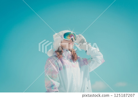snowboarder, snowboard, snowboarding 125187207