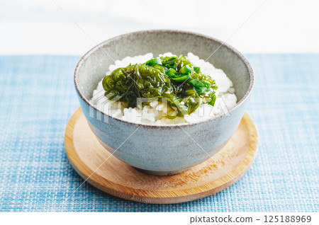 Turnip on rice 125188969