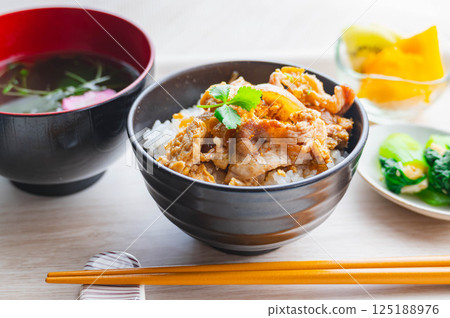 豬肉飯 豬肉飯 125188976