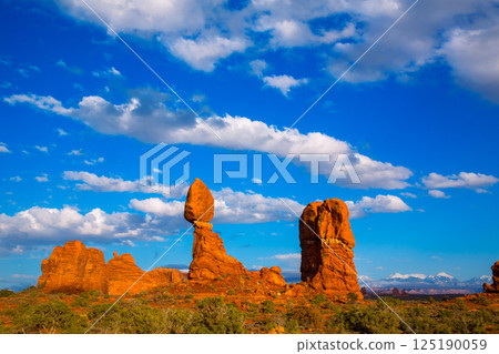 Arches National Park Balanced Rock in Utah USA Arches National Park Balanced Rock in Utah USA 125190059
