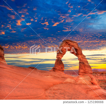 Arches National Park Delicate Arch in Utah USA Arches National Park Delicate Arch in Utah USA 125190088