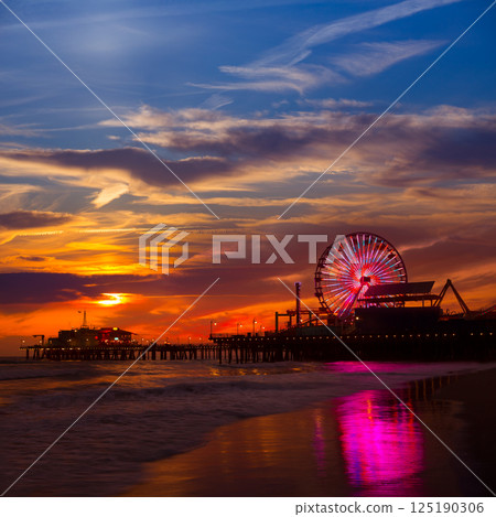 Santa Monica California sunset on Pier Ferrys wheel Santa Monica California sunset on Pier Ferrys wheel 125190306
