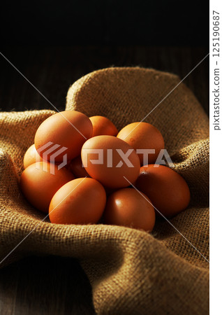 Fresh eggs (red eggs) Fresh eggs (red eggs) 125190687