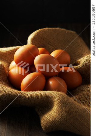 Fresh eggs (red eggs) Fresh eggs (red eggs) 125190697