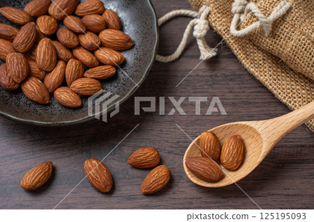 健康杏仁 125195093