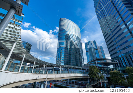 Beautiful skyscrapers in Shinagawa, Tokyo Beautiful skyscrapers in Shinagawa, Tokyo 125195463