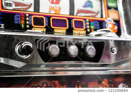 Slot machine 125200684