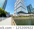 skyscraper  125200922