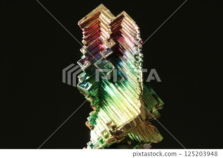 鉍人造水晶 125203948
