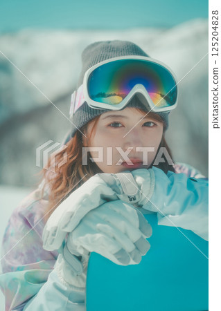 snowboarder, snowboard, snowboarding 125204828