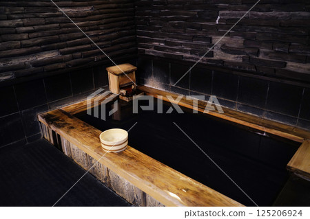 日式溫泉浴 125206924