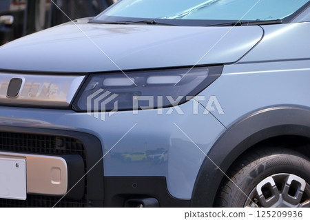 Car headlight image 125209936