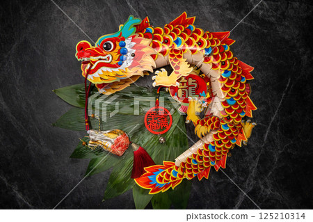 端午節傳統展品，包括龍和香包 125210314