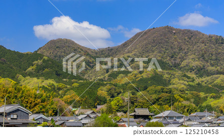 二山、大嶽山、女嶽山、中城公主傳說所在地當麻寺 2025年4月14日 125210458