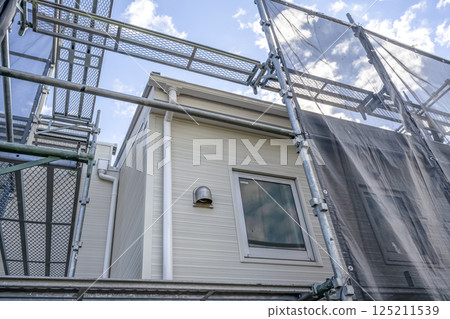 Exterior wall repair work for detached houses - Rain gutters 125211539