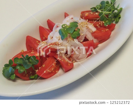 , my wife's home-cooked meals, dinners enjoyed at home, a happy family , my wife's home-cooked meals, dinners enjoyed at home, a happy family 125212372