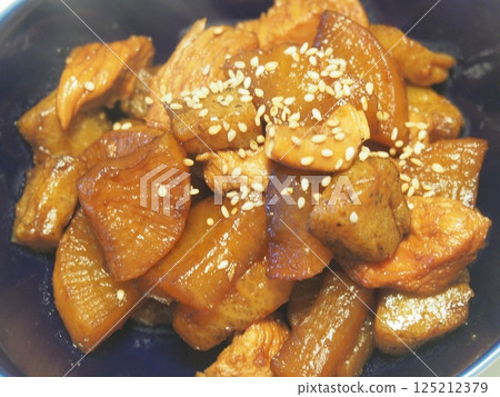 地瓜餅,老婆親手做的菜,在家吃飯,一家人幸福 地瓜餅,老婆親手做的菜,在家吃飯,一家人幸福 125212379