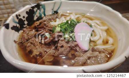 Delicious udon, beautiful, large serving 125214467