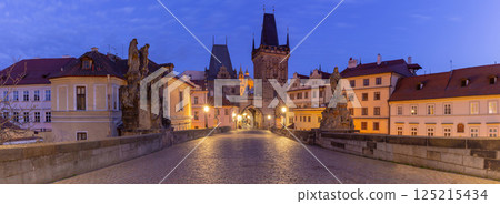 Charles Bridge at dawn in Prague, Czech Republic 125215434